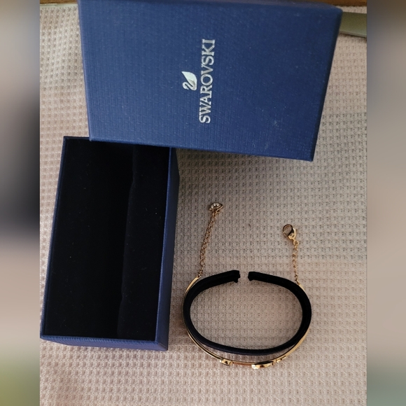 SWAROVSKI  BANGLE - Picture 2 of 11